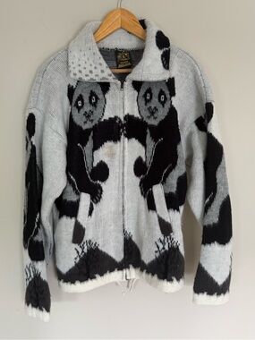 Vintage 90s Ecuador Tejidos Imalaya Panda Wool Knit Black/White Zip Up
Jacket OS